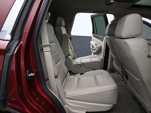 Used 2020 GMC Yukon Denali w/ Denali Ultimate Package image 16