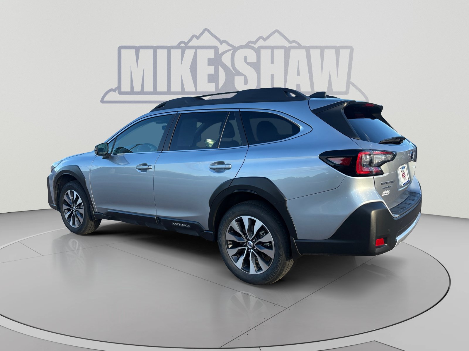 Used 2025 Subaru Outback Limited XT w/ Tech Package 3 AWD/4WD image 3