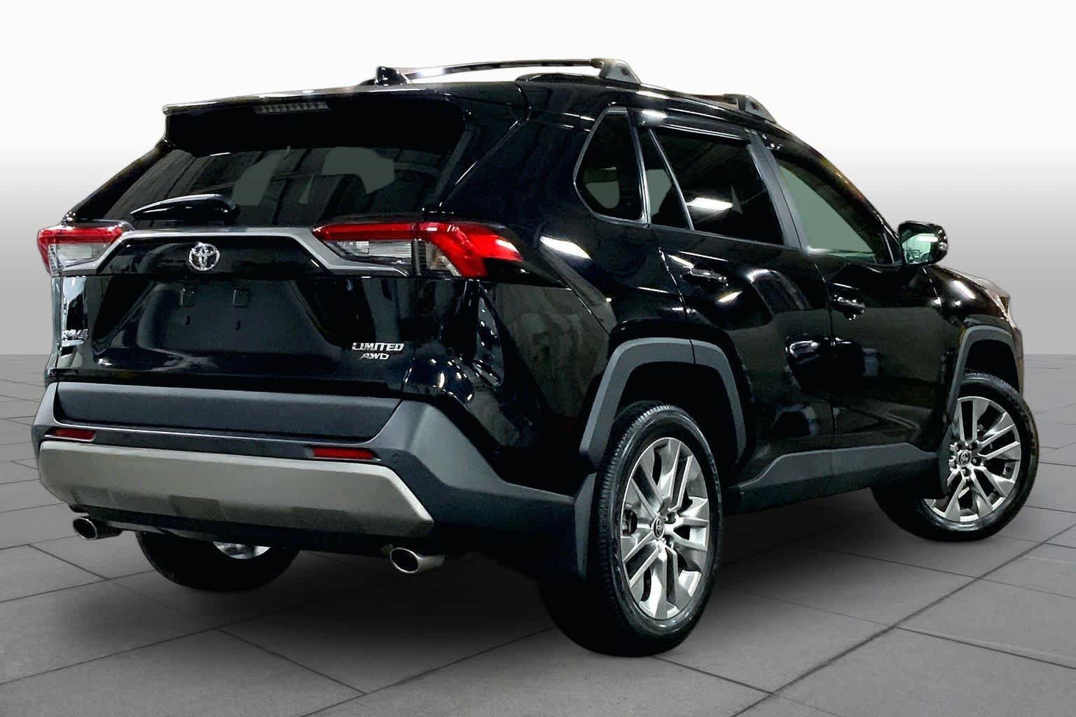 Certified 2023 Toyota RAV4 Limited AWD/4WD image 13
