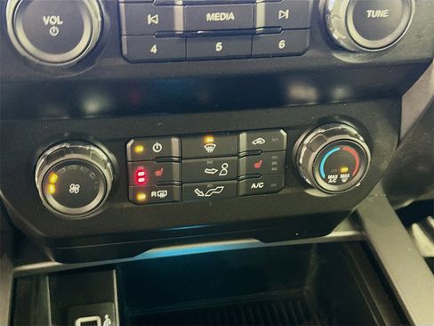 Used 2019 Ford F150 XLT w/ Equipment Group 302A Luxury image 16