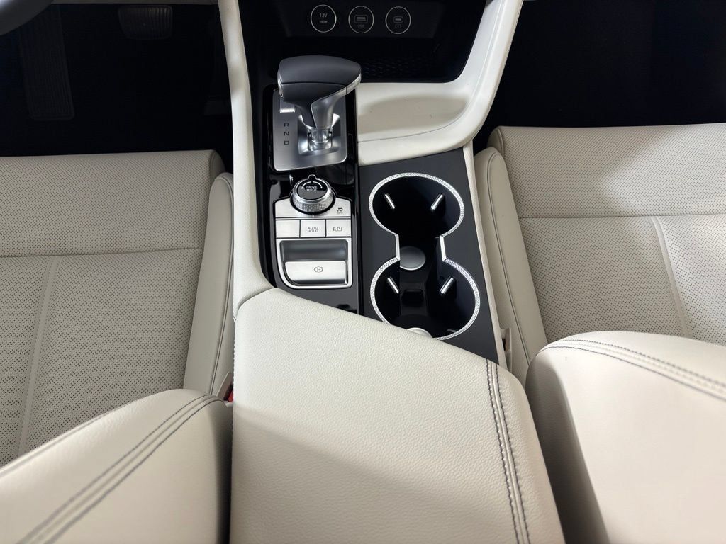 New 2026 Genesis G70 2.5T RWD image 24