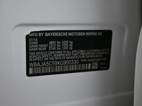 Used 2019 BMW 530i w/ Premium Package RWD image 17