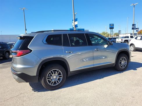 Certified 2025 GMC Acadia Elevation image 15