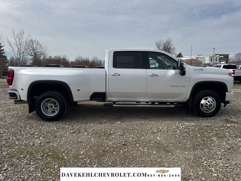 Used 2022 Chevrolet Silverado 3500 High Country w/ Safety Package II image 7