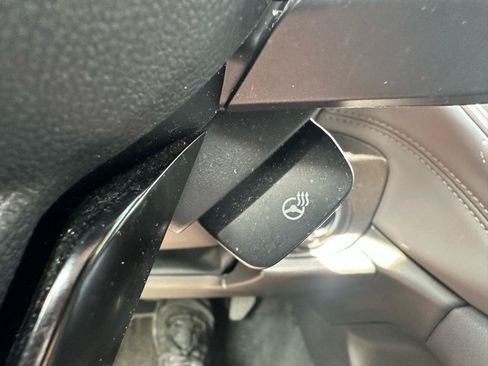Used 2024 Subaru Outback Onyx Edition AWD/4WD image 19