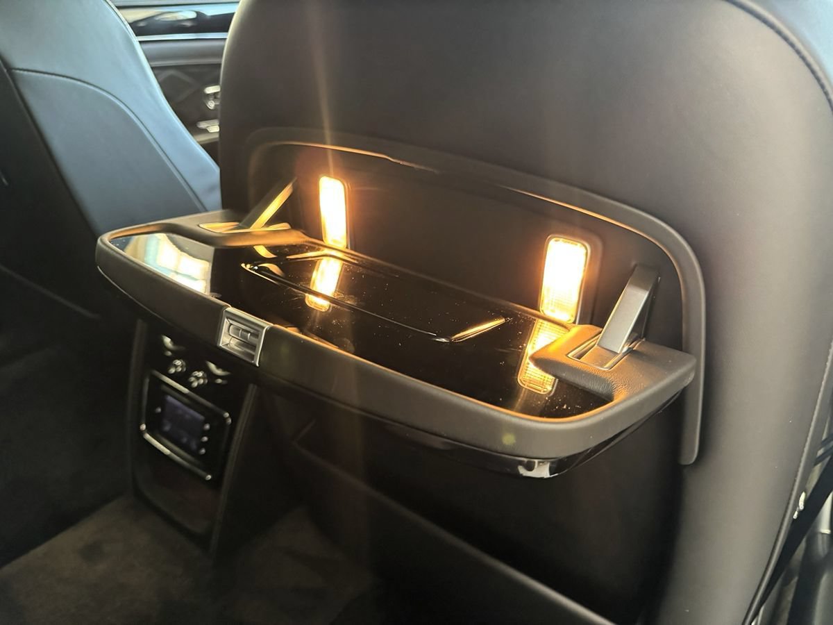 Used 2014 Bentley Flying Spur W12 AWD/4WD image 69