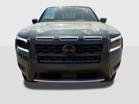 New 2026 Nissan Frontier PRO-4X w/ Pro-4x Convenience Package image 9