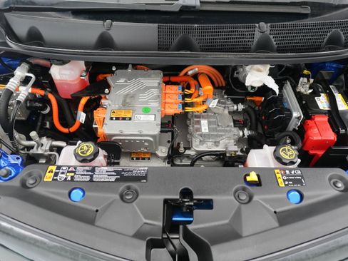 Used 2018 Chevrolet Bolt LT image 25