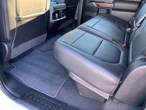 Used 2020 GMC Sierra 1500 SLT w/ SLT Premium Plus Package image 14