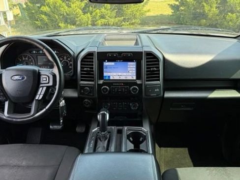 Used 2019 Ford F150 XLT w/ Equipment Group 302A Luxury AWD/4WD image 26