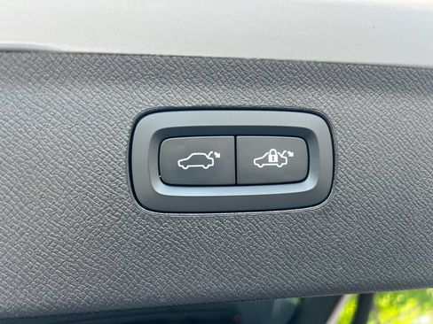 Certified 2024 Volvo XC90 B6 Plus w/ Protection Package AWD/4WD image 29