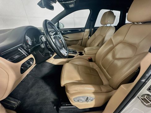 Used 2020 Porsche Macan S AWD/4WD image 13