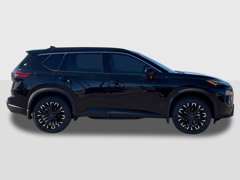 New 2026 Nissan Rogue SV image 6