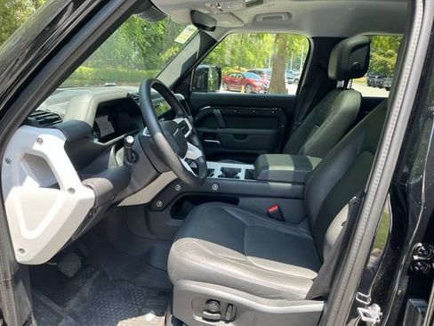 Certified 2025 Land Rover Defender 110 S AWD/4WD image 5