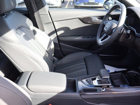 Used 2024 Audi S4 Premium Plus w/ Premium Plus Package image 13