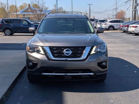 Used 2017 Nissan Pathfinder SL w/ Cargo Package image 11