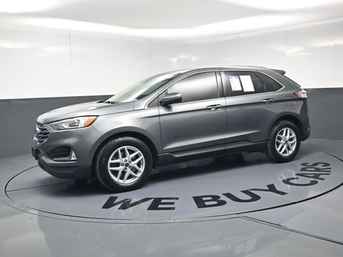 Used 2021 Ford Edge SEL w/ Convenience Package image 6