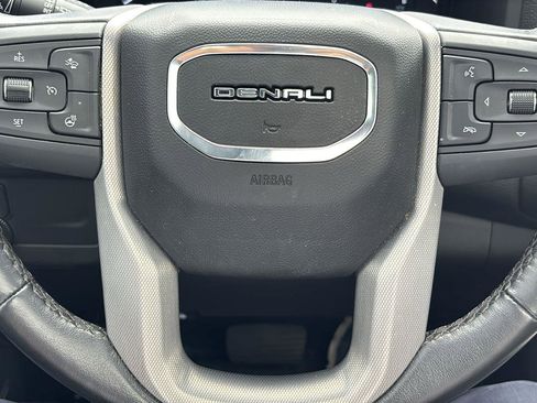 Used 2023 GMC Yukon XL Denali RWD image 29