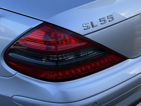 Used 2008 Mercedes-Benz SL 55 AMG w/ P1 Pkg image 13