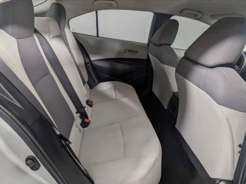 Used 2022 Toyota Corolla LE FWD image 21
