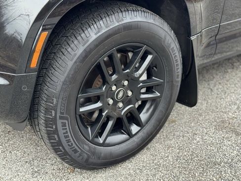 Certified 2023 Land Rover Defender 110 X-Dynamic SE image 2