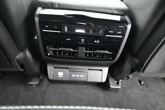 Used 2025 Acura MDX w/ Technology Package FWD image 19