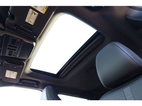 New 2026 Subaru Outback Touring AWD/4WD image 34