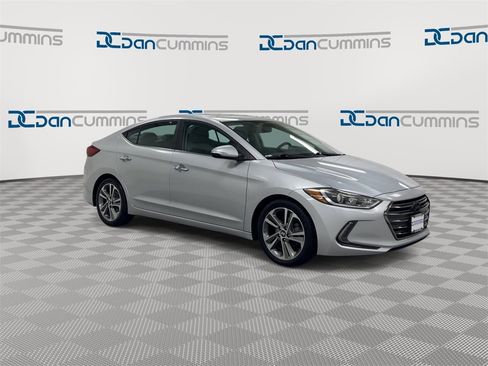 Used 2017 Hyundai Elantra Limited w/ Limited Tech Package 04 image 2