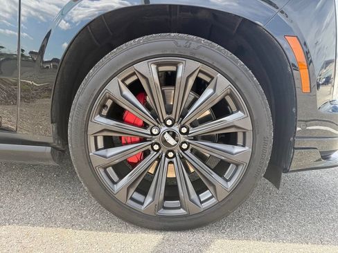 Certified 2025 Cadillac Escalade V AWD/4WD image 17