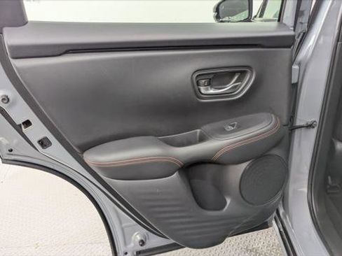 Used 2025 Honda HR-V Sport image 16
