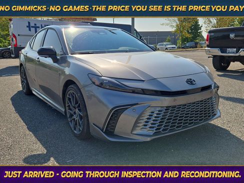Used 2026 Toyota Camry XSE w/ Premium Plus Package FWD image 1