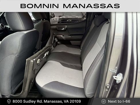 Used 2021 Toyota Tacoma TRD Off-Road image 14