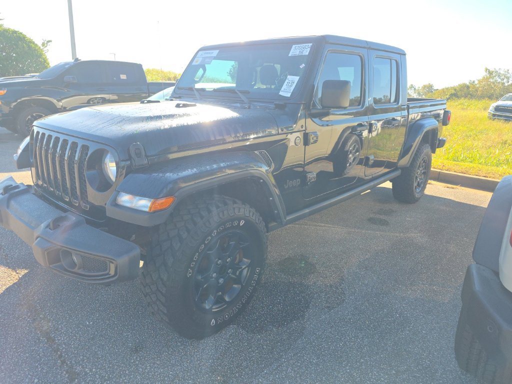 Used 2023 Jeep Gladiator Sport AWD/4WD image 1