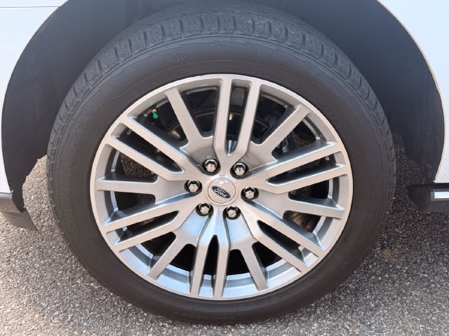 Used 2024 Ford Expedition Max Limited AWD/4WD image 10