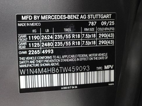 Certified 2026 Mercedes-Benz GLB 250 4MATIC image 34
