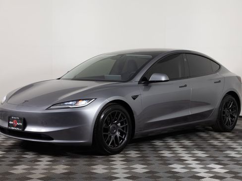 Used 2025 Tesla Model 3 Long Range AWD/4WD image 1