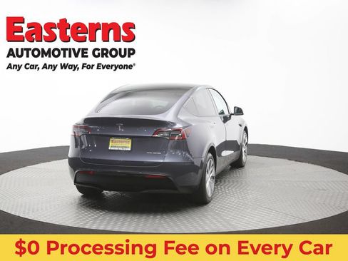 Used 2021 Tesla Model Y Long Range AWD/4WD image 34