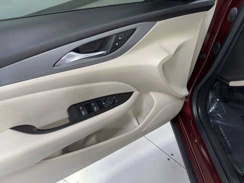 Used 2020 Buick Regal Preferred image 10