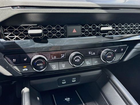 Certified 2023 Honda Accord Touring image 19