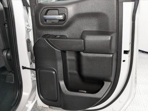 Used 2022 Chevrolet Silverado 1500 W/T w/ Trailering Package image 18