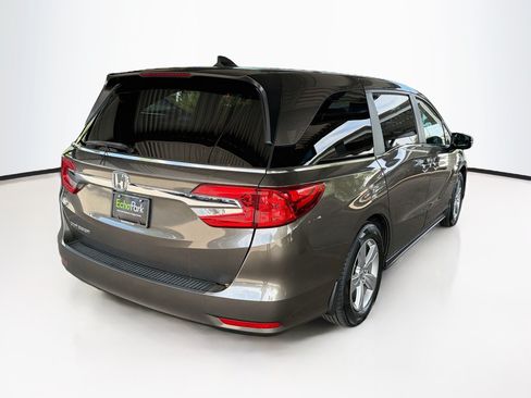 Used 2018 Honda Odyssey EX image 9