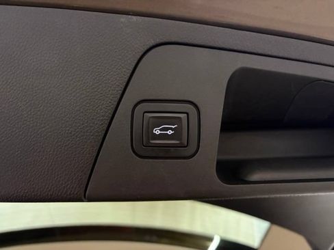 Used 2017 Buick Envision Preferred AWD/4WD image 11
