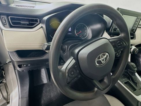Used 2019 Toyota RAV4 XLE image 11