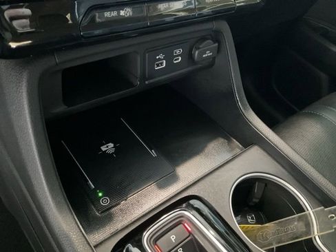 Certified 2023 Honda Pilot Elite image 14