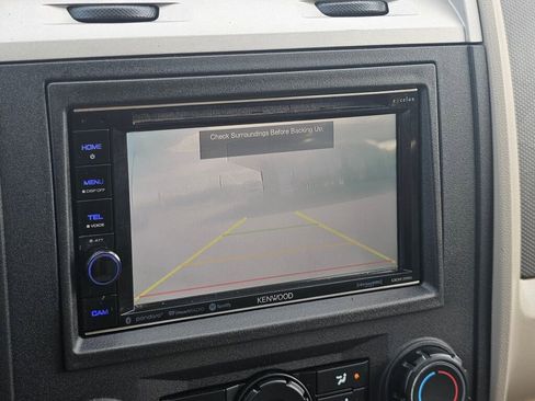 Used 2010 Ford Escape XLT AWD/4WD image 22