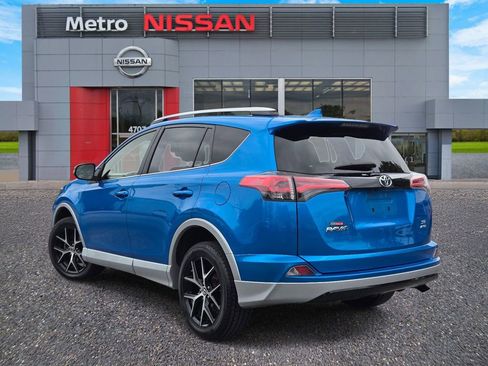 Used 2016 Toyota RAV4 SE AWD/4WD image 4