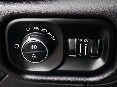 Used 2022 RAM 2500 Laramie image 21