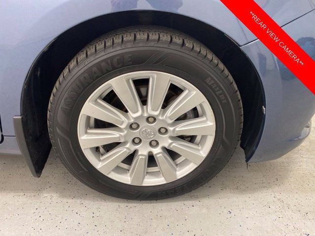 Used 2017 Toyota Sienna Limited Premium AWD/4WD image 8