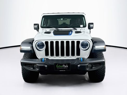 Used 2023 Jeep Wrangler Unlimited Rubicon 4xe w/ Cold Weather Group AWD/4WD image 2
