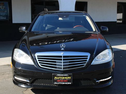 Used 2013 Mercedes-Benz S 550 w/ Sport Pkg Plus One image 30
